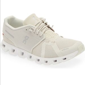 On Cloud Womens Running Shoe
